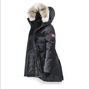 Canada Goose Women's Rossclair Parka size Small/Medium